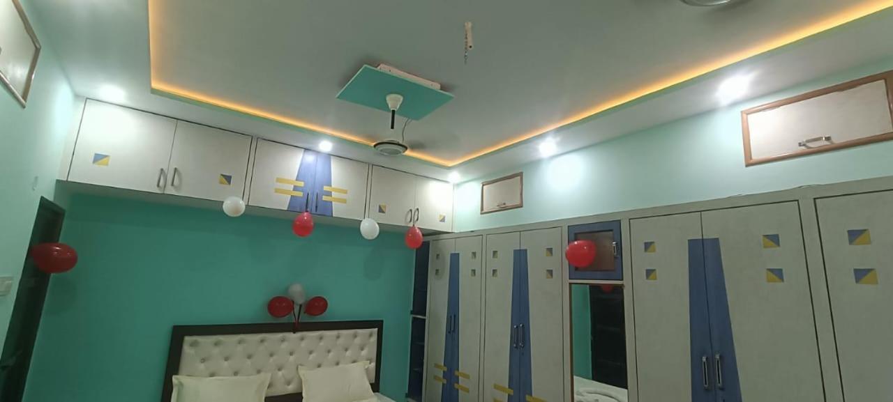 Shiv Kashi Paying Guest House Varanasi Bagian luar foto