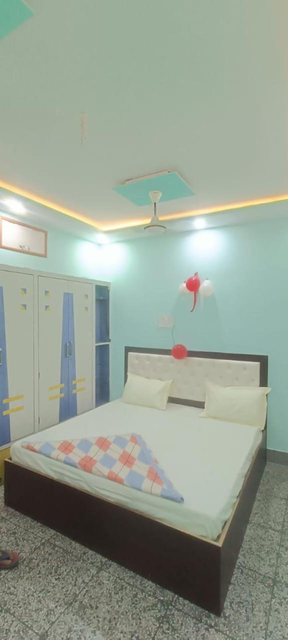 Shiv Kashi Paying Guest House Varanasi Bagian luar foto